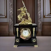 Подарочные интерьерные часы «Георгий Победоносец» — фотография 1