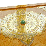 Нарды «Малахит» из карельской берёзы с позолоченной гравюрой — оригинальный подарок — фотография 6