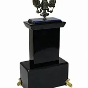 Ручная работа: Настольные часы «Герб» из лазурита и долерита — фотография 2