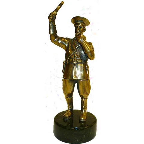 Статуэтка «Полицейский в галифе» — оригинальный подарок